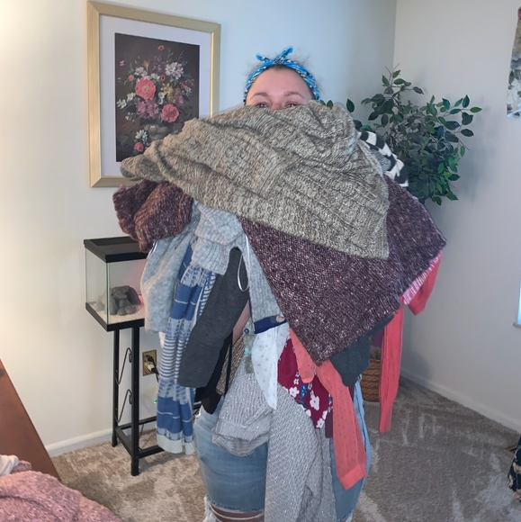 Meet your Posher, Emma - Picture 3 of 3